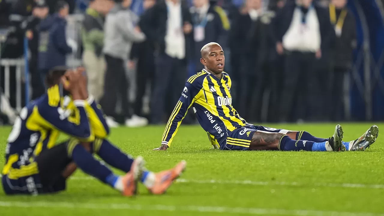 Fenerbahçe'de 4 futbolcudan kötü haber! Sakatlık durumları belli oldu