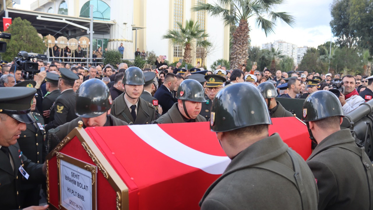 F-16 kazasında şehit olmuştu! İbrahim Bolat İzmir'de defnedildi