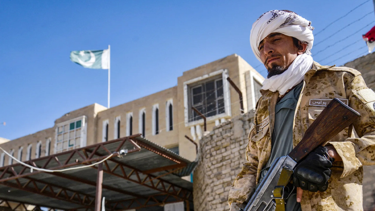 Gerginlik büyüyor! 'Sert bir şekilde karşılık vereceğiz'