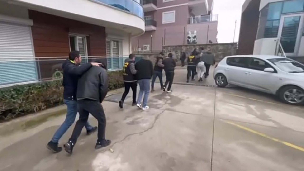 İzmir'de yasa dışı bahis operasyonu! 49 kişi tutuklandı