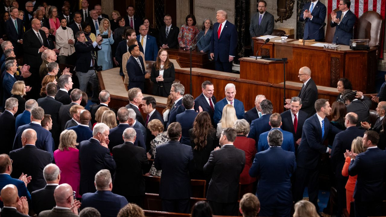 Kongre üyesinden Trump'a sert çıkış: 'Amerikalıları öldürdünüz, utanın''