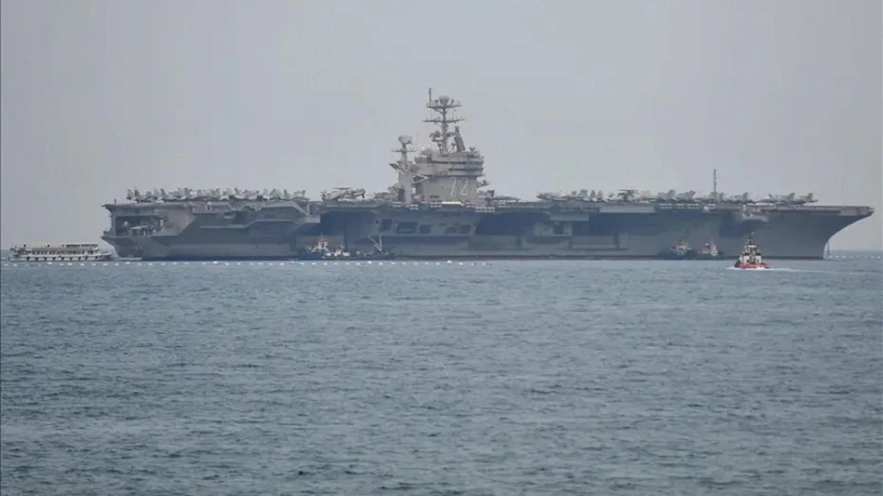 İran, ABD'ye ait muharebe destek gemisini vurduğunu duyurdu