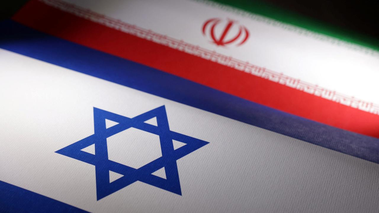 İran, İsrail'e yeni füze saldırısı başlattı