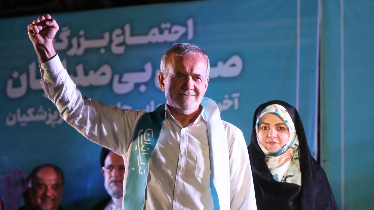 İsrail'in saldırısı başarısız oldu! Pezeşkiyan yara almadan kurtuldu