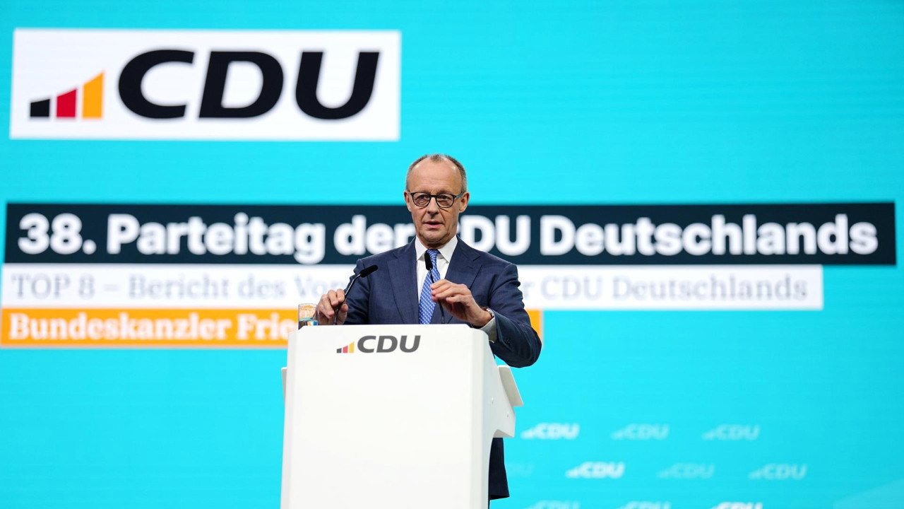 CDU Kongresinin tartışmalı kararları: NATO’YA BAĞLILIK, VATANDAŞLIĞA FREN, SOSYAL HAKLARA KISITLAMA