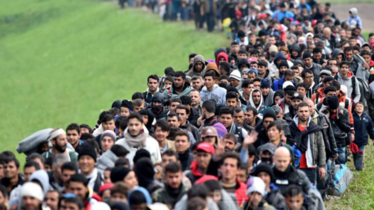 İran'dan göç dalgası mı geliyor? Bakan Çiftçi yanıtladı...