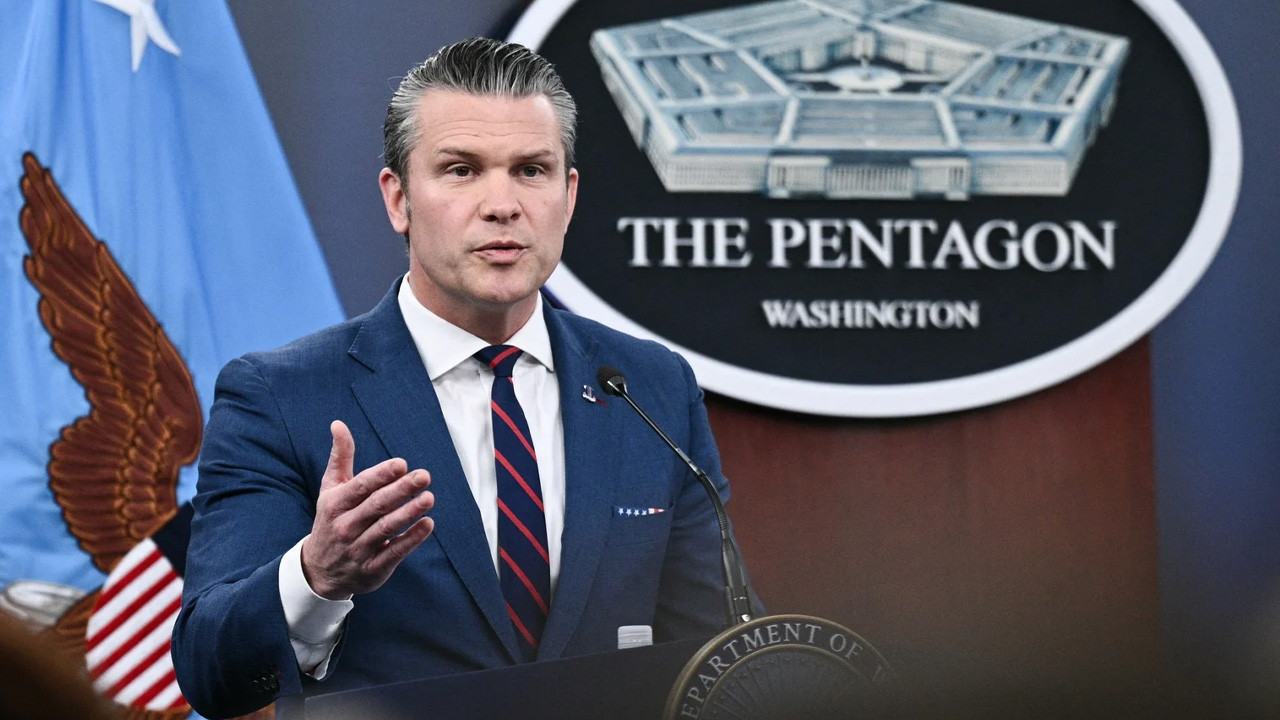 ABD 'meşruiyet' arıyor! 'Savaş Bakanı' saldırıdan sonra ilk kez konuştu