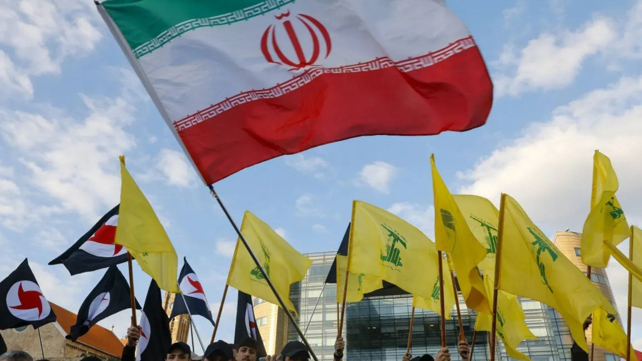 Lübnan Hizbullahı ‘Hamaney için' diyerek üstlendi: İsrail’de siren sesleri duyuldu