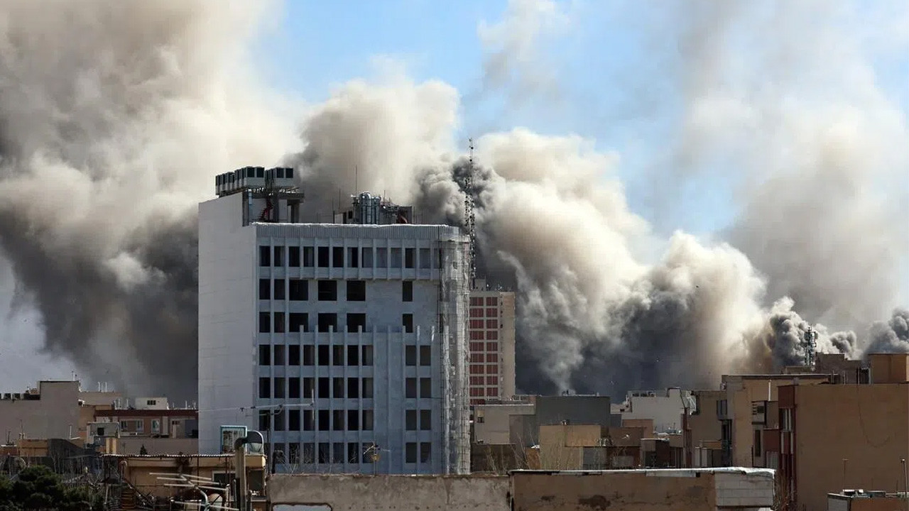 Tahran'a yeni saldırı! Parlamento binası mı hedef alındı?