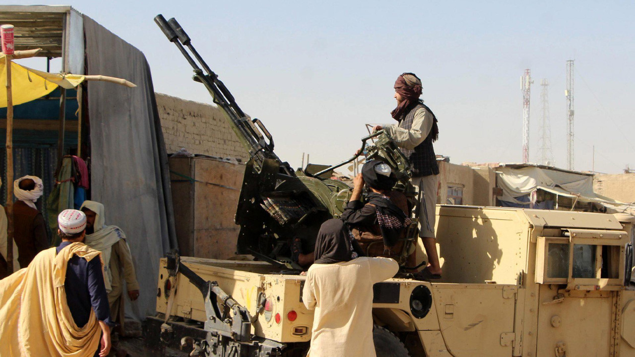 Çatışmaların bilançosu giderek ağırlaşıyor! Pakistan son durumu açıkladı