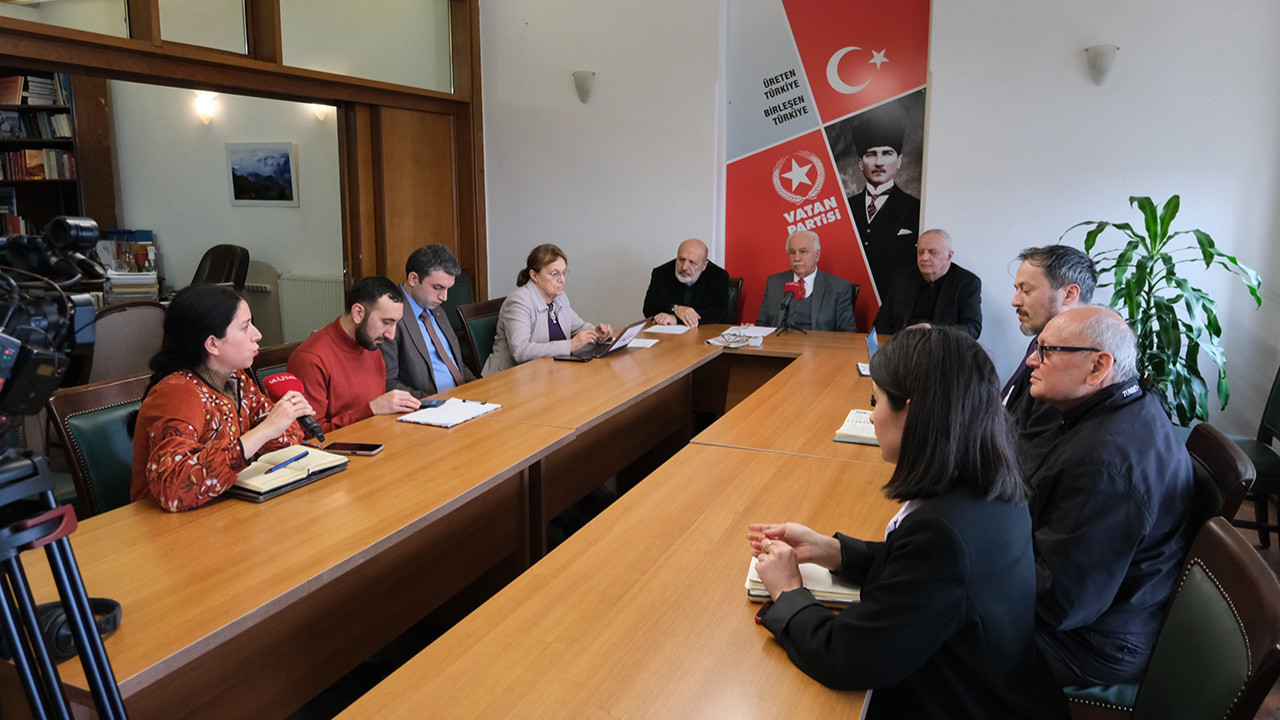 ‘Kürecik’ten İsrail’e istihbarat gitmiyor’ savunmasına Perinçek’ten tepki: Türk Milleti’ne yalan söylemeyin!