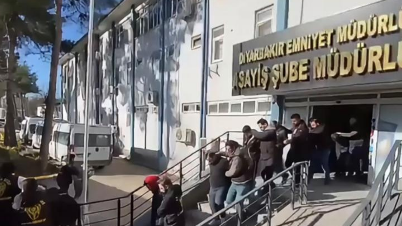 Sahte araç muayene siteleriyle operasyon: 26 gözaltı