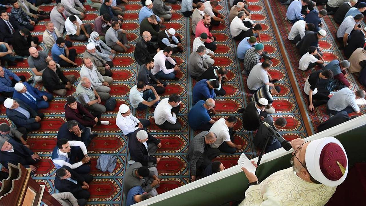 Diyanet'in Cuma Hutbesi açıklandı! Hutbede İran yer alıyor mu?