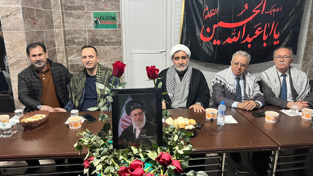 İran şehitleri İzmir’de anıldı: Haberleri Ulusal Kanal’dan takip ediyoruz