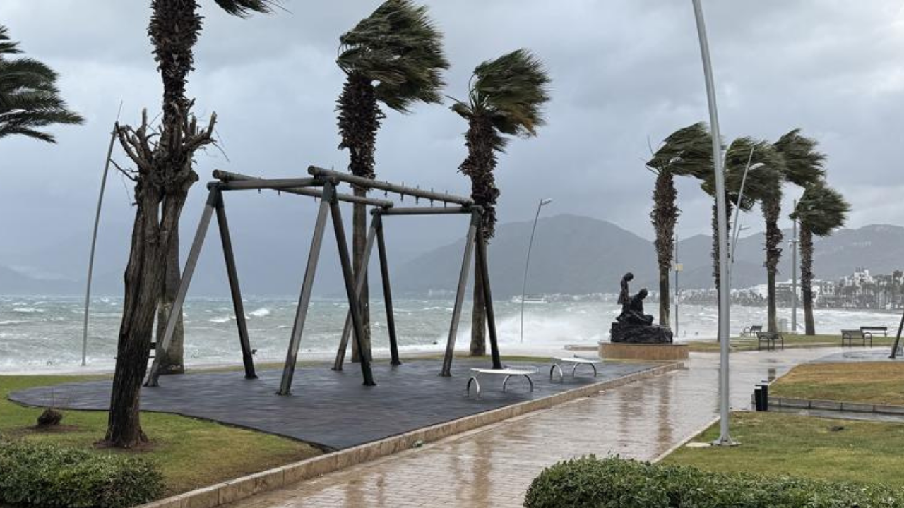 Meteoroloji'den Akdeniz için 'fırtına' uyarısı