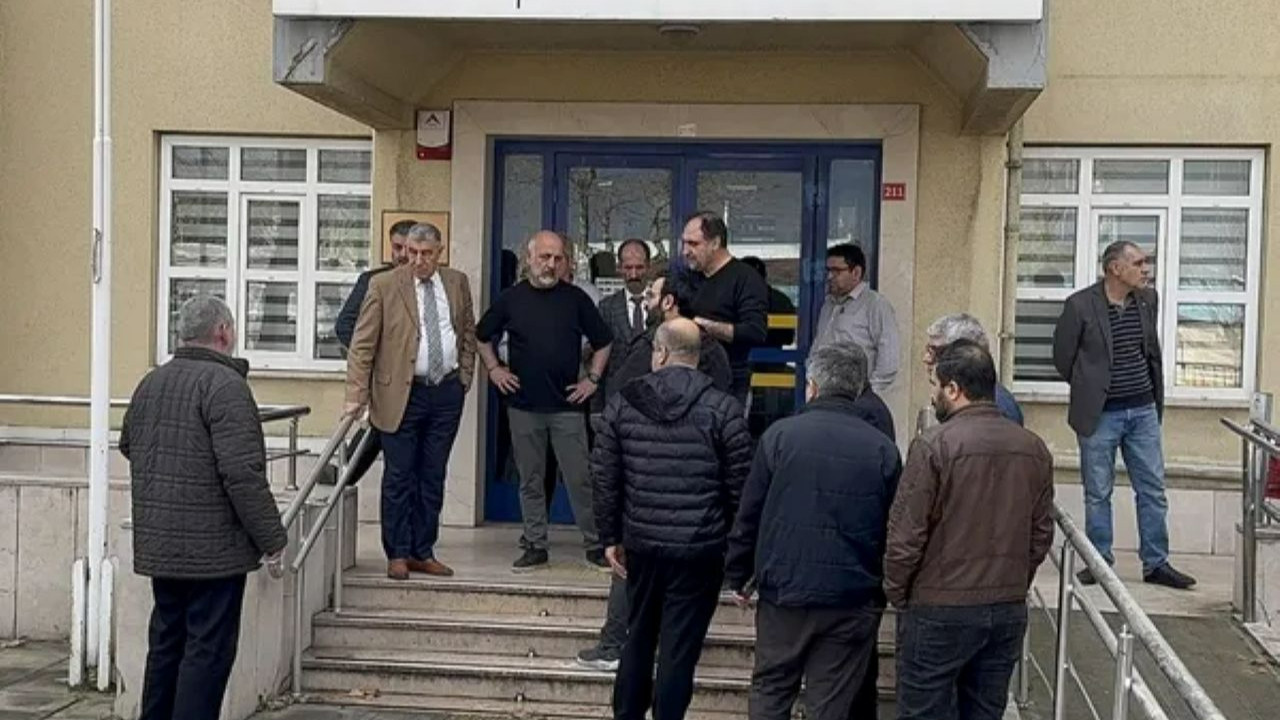 Emeklilik başvurusu reddedilince avukatı öldürdü