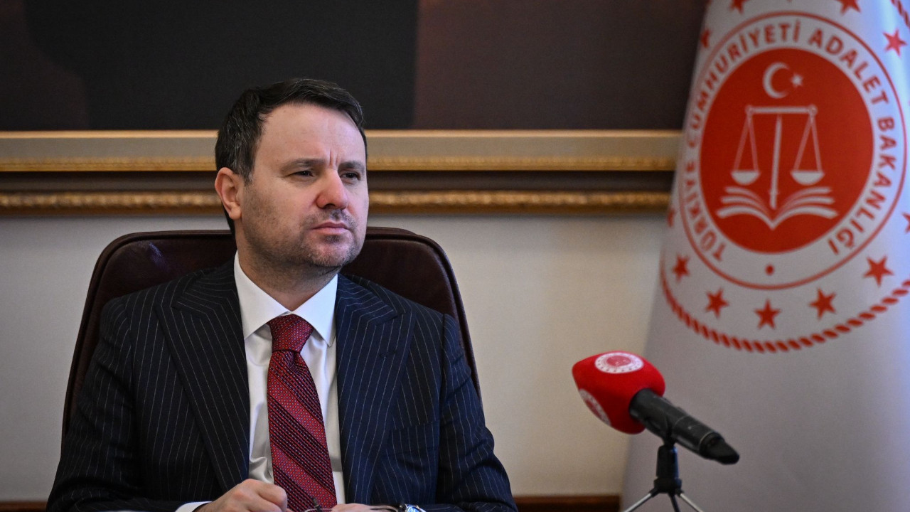 Bakan Gürlek'ten iş dünyasına müjde: Çalışmaları aktardı