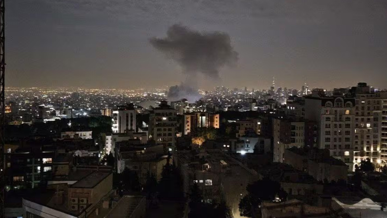 İsrail duyurdu! Tahran'a yeni saldırı
