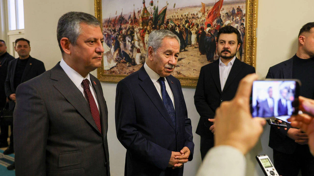 Özel-Arınç görüşmesi akla Soylu'nun sözlerini getirdi! Soylu ne söylemişti?