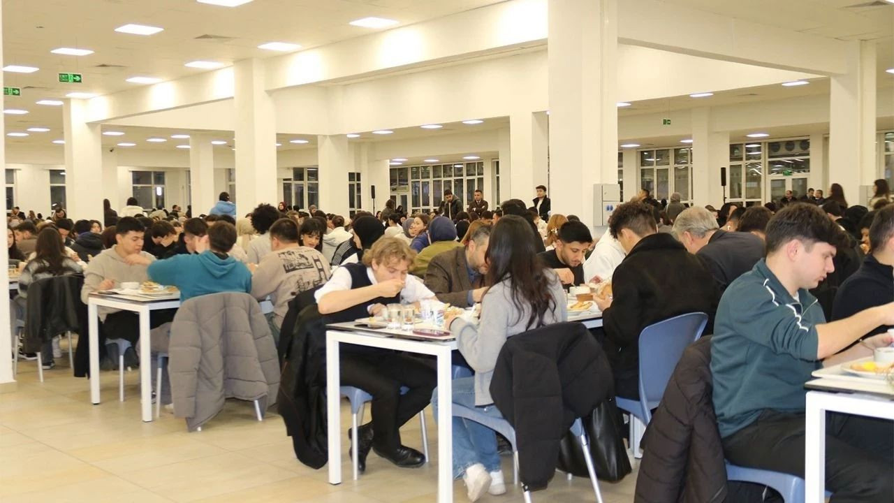 Anadolu Üniversitesi duyurdu: Kadir Gecesi ücretsiz