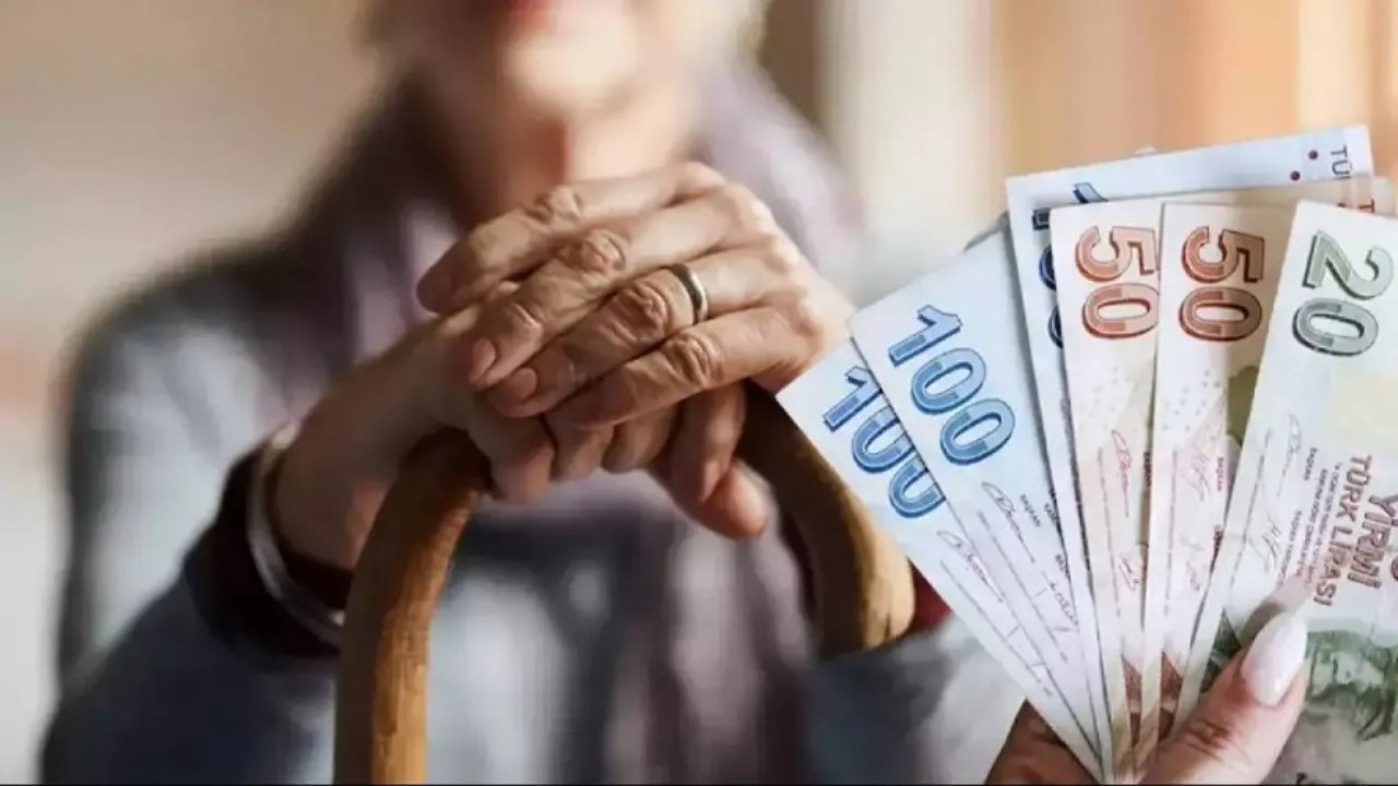 Emekliler dikkat! ikramiye ve aylık ödemeler o tarihte başlıyor
