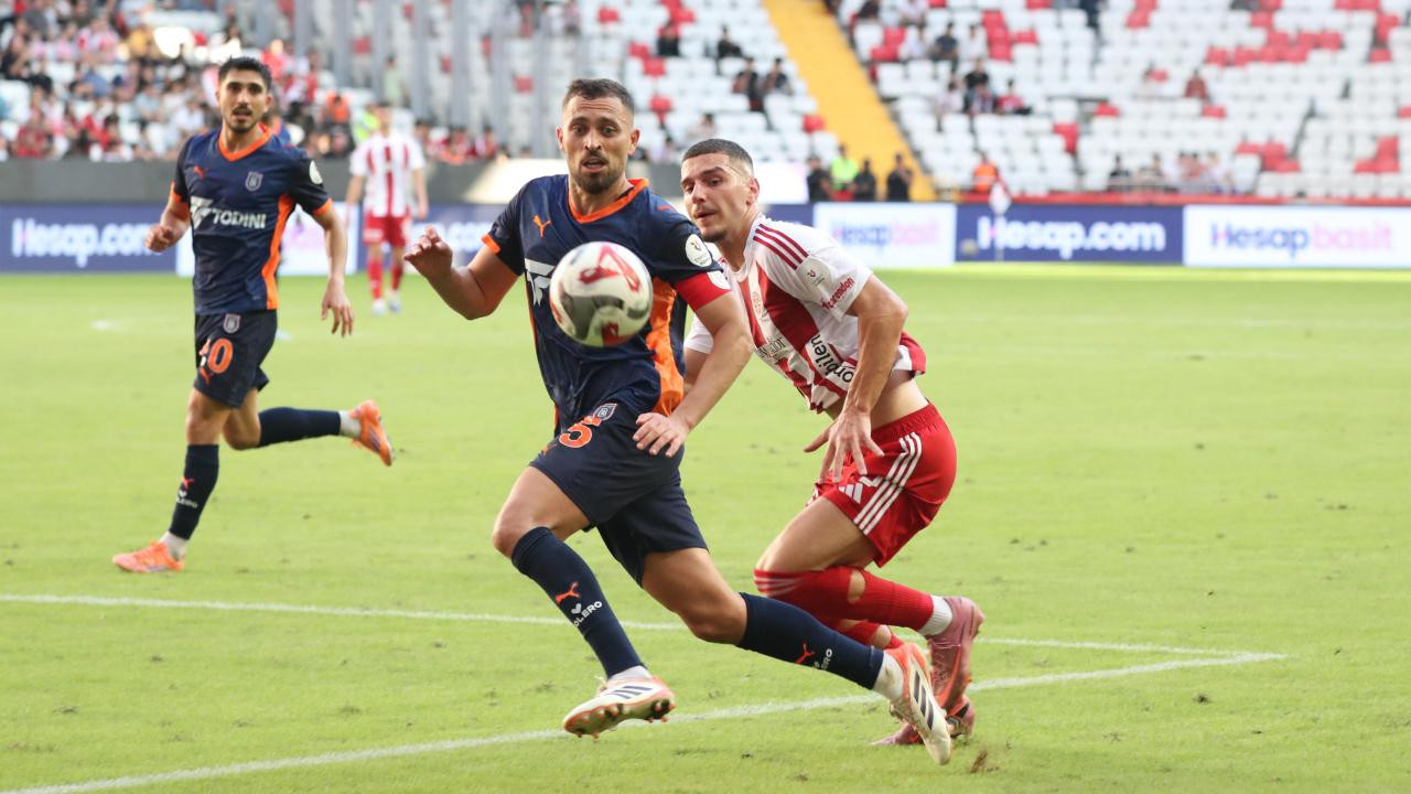 Başakşehir FK - Antalyaspor maçı ne zaman? Başakşehir FK - Antalyaspor maçı saat kaçta, hangi kanalda?