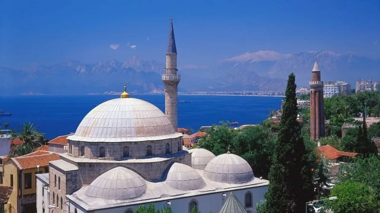 Antalya bayram namazı saat kaçta olacak?