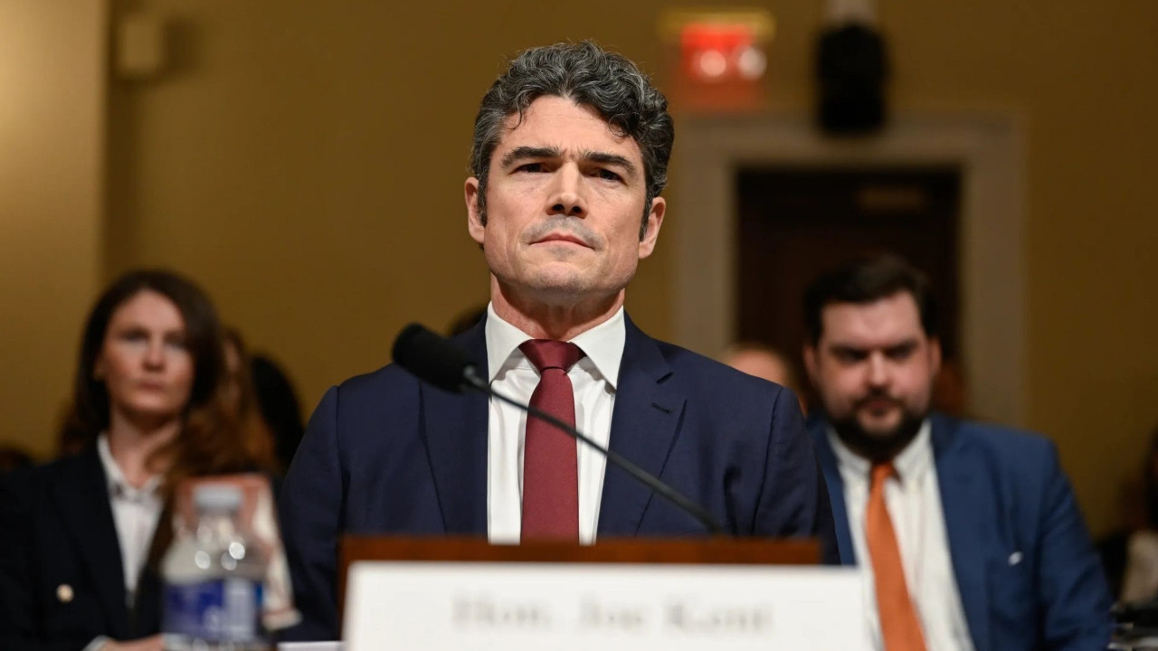 İstifa eden direktöre FBI kıskacı: Joe Kent mercek altına alındı!