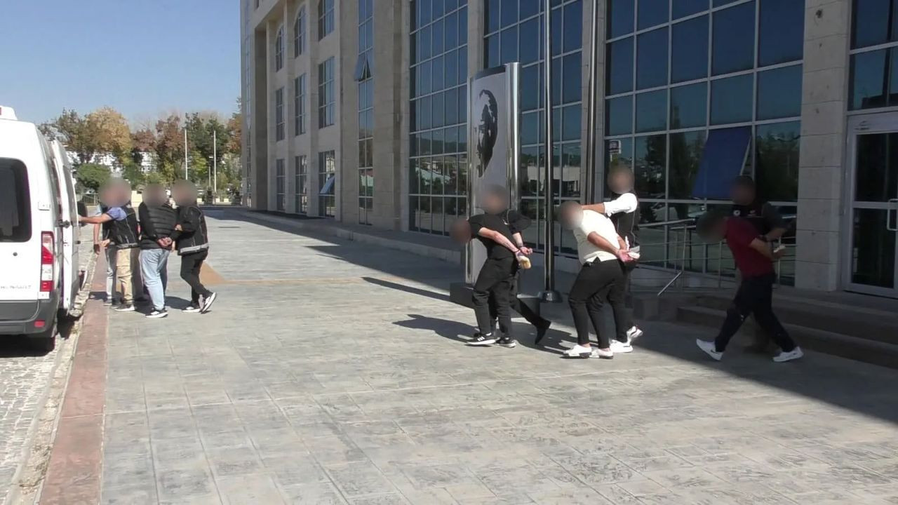 Uşak’ta uyuşturucu operasyonu: 4 tutuklama