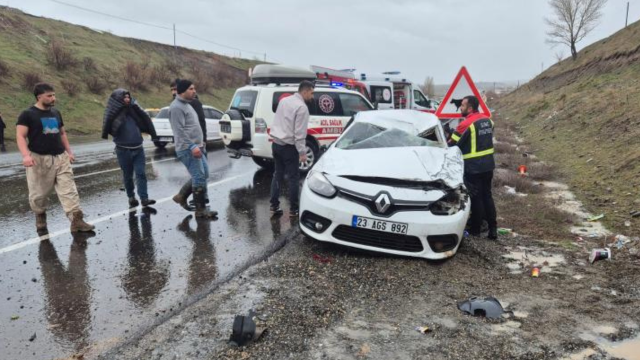 Bingöl'de otomobil devrilip karşı şeride geçti: 1 ölü, 2 yaralı