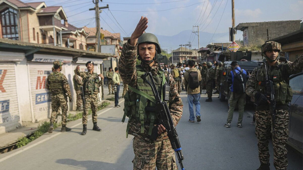 Biten savaş yeniden mi başlayacak? 'Anlaşmaya uyun' çağrısı geldi
