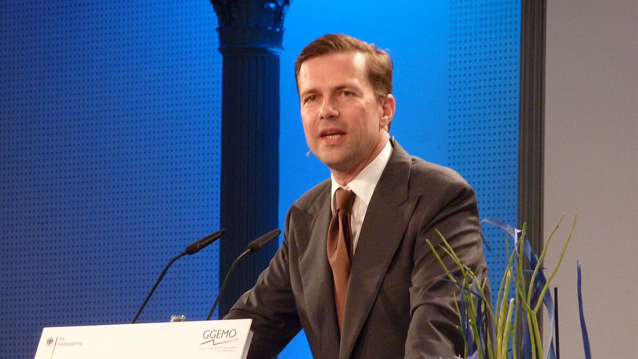 İsrail'e tam destek verdi yine de gözüne giremedi! Bakan'dan Büyükelçi'ye sert tepki