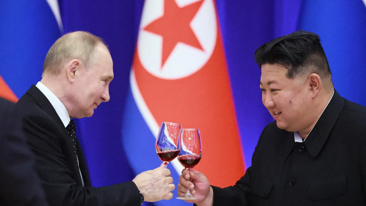 Putin, yeniden seçilen KDHC Lideri Kim Jong Un'u tebrik etti