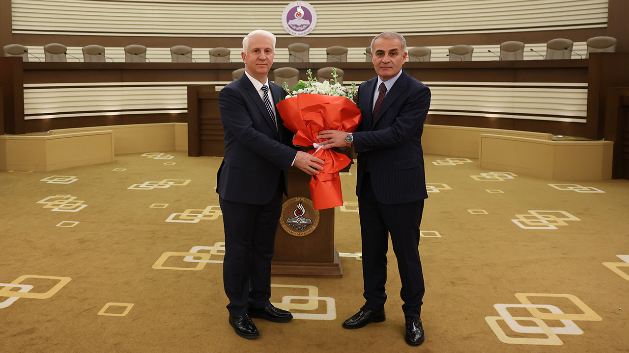 AYM’de devir teslim töreni