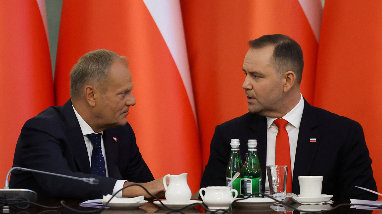 Cumhurbaşkanı'nın ziyareti ülkeyi ikiye böldü! Başbakan'dan sert eleştiri