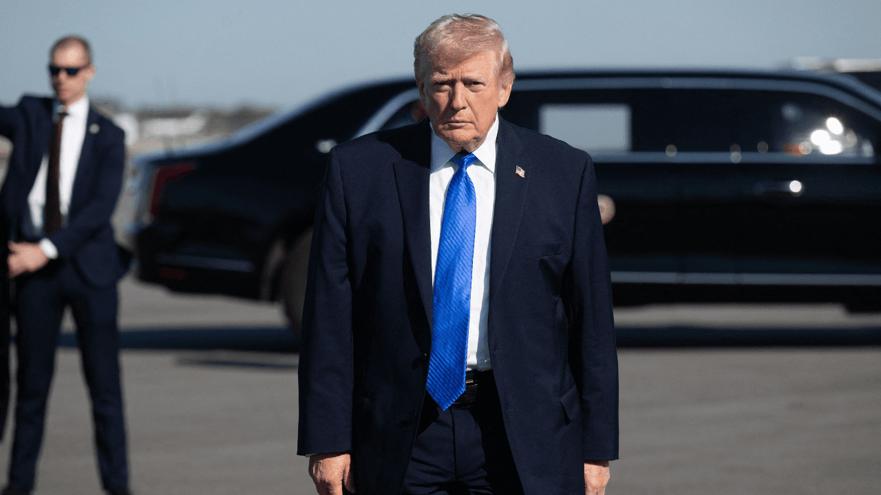 Trump bizzat kendisi açıkladı! İşte gözdesi USS Abraham Lincoln uçak gemisine atılan füze sayısı