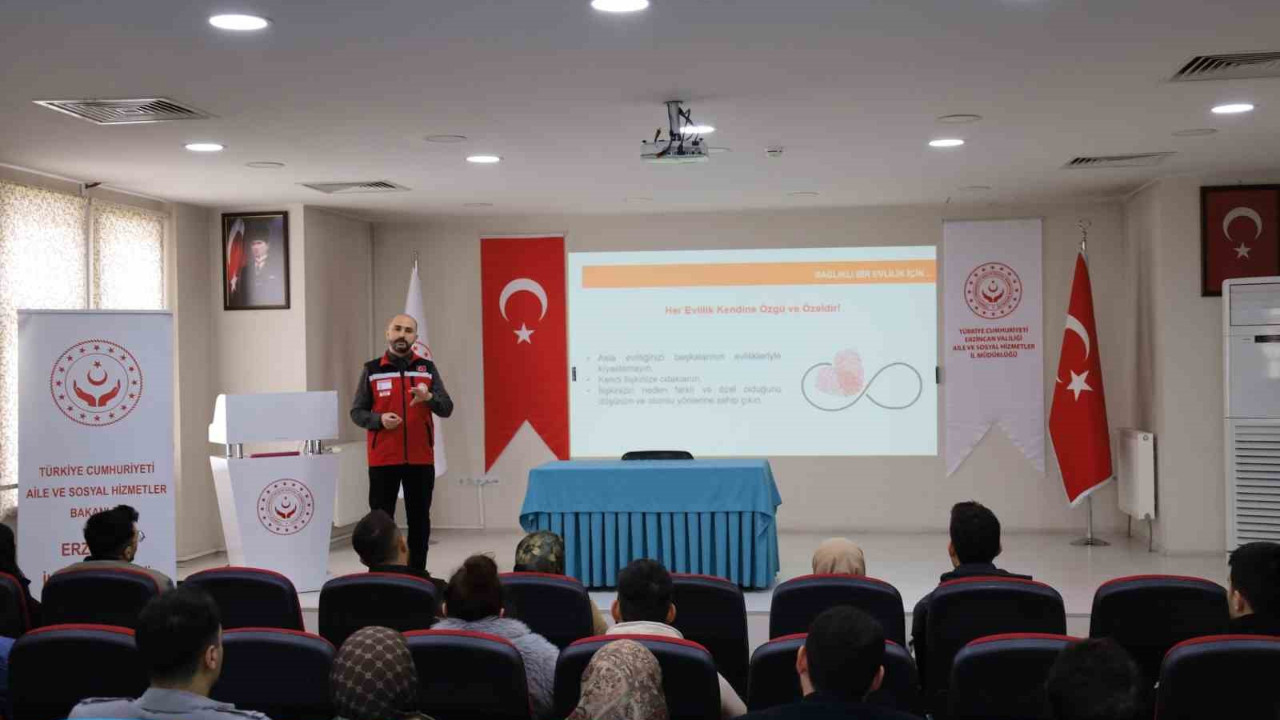 Erzincan'da evlenecek gençlere yönelik eğitim