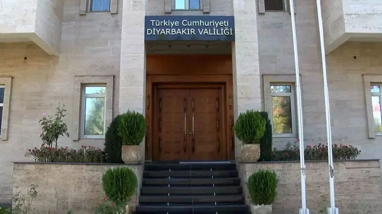 Diyarbakır'da patlama! İlk açıklama geldi