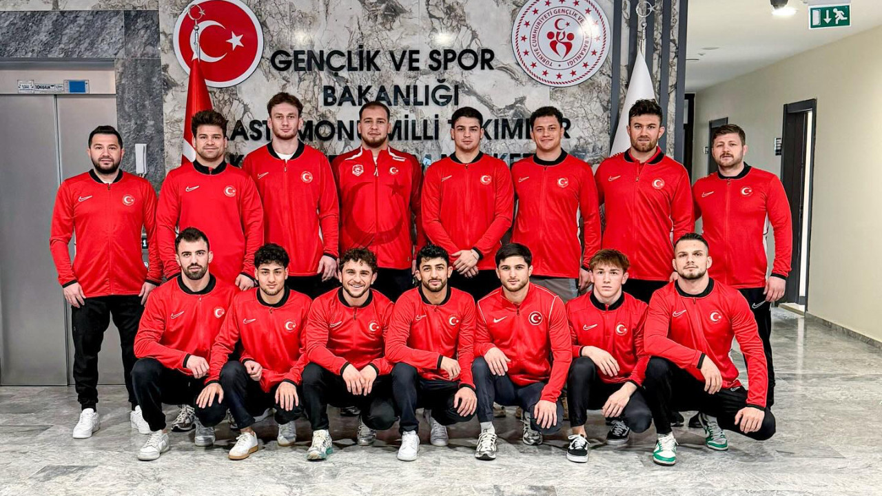 Milli güreşçiler, Bulgaristan'daki turnuvada 6 madalya elde etti