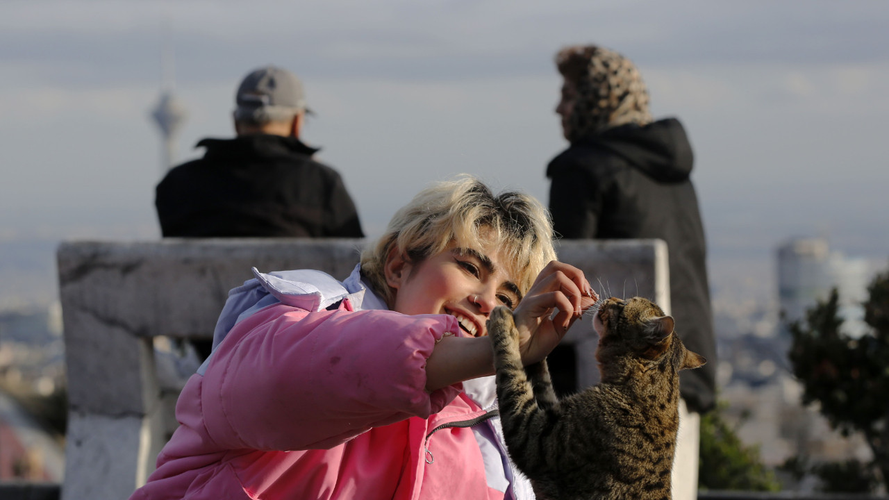 İran'da gündelik yaşam devam ediyor! Toplumsal dayanıklılık böyle görüntülendi