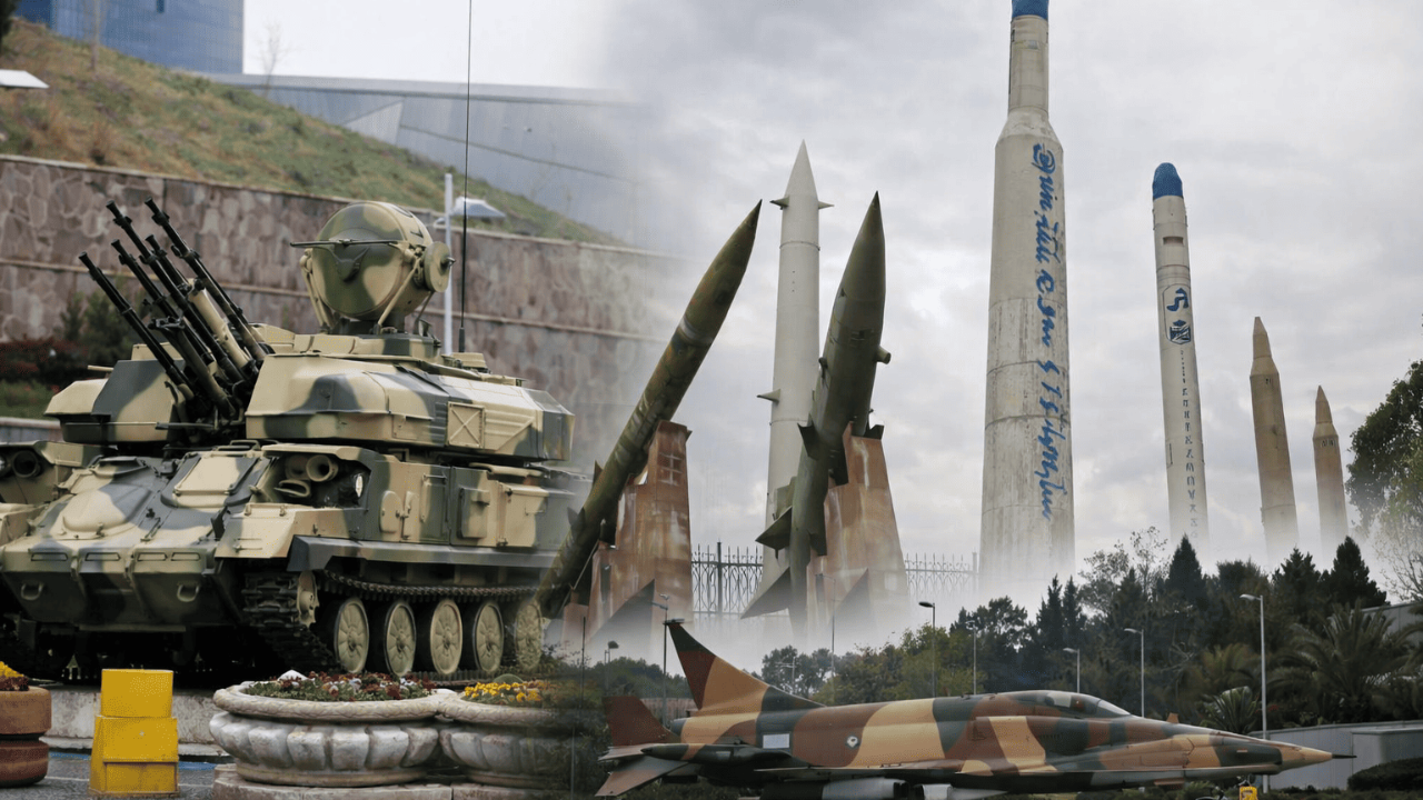 İran'dan ABD ve İsrail'e gövde gösterisi! Yerli üretim füze ve tanklar böyle sergilendi