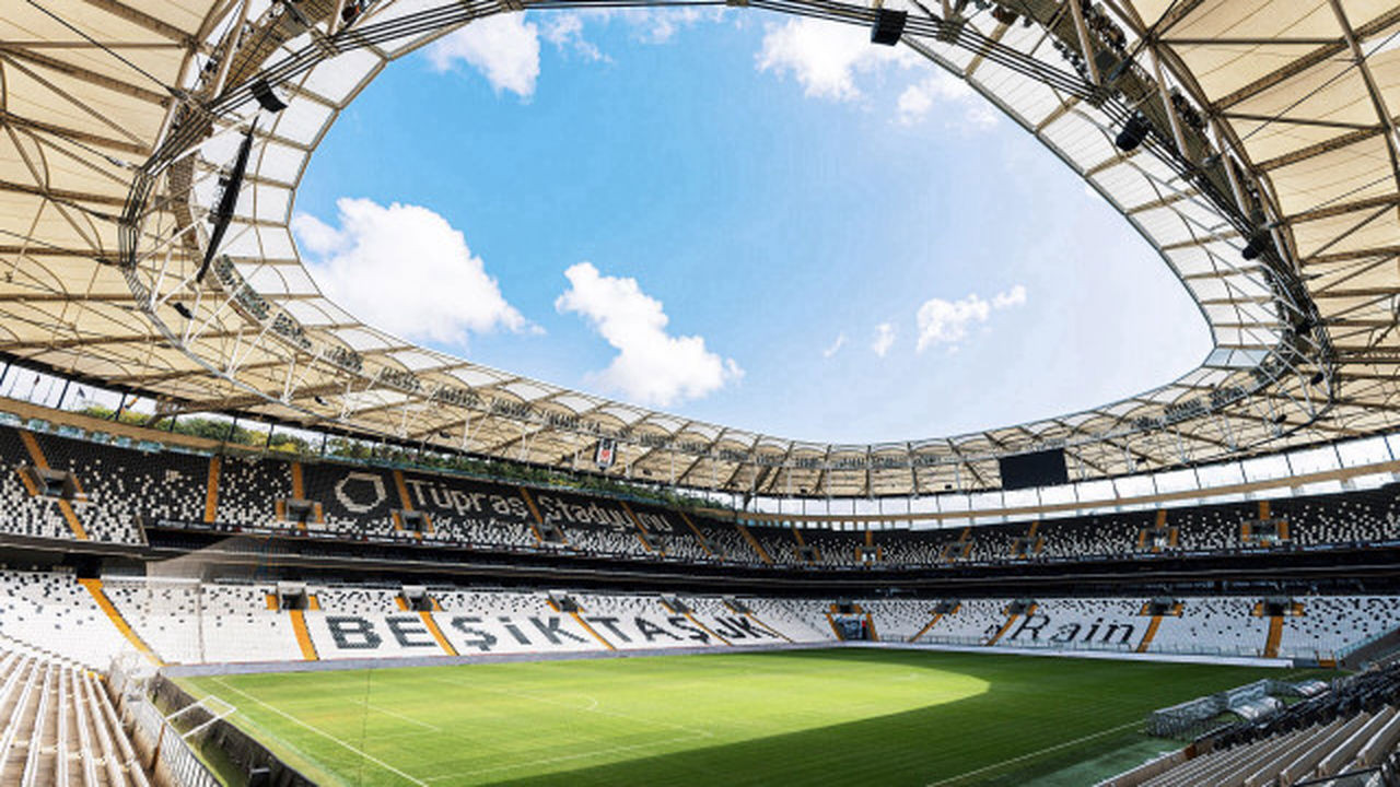Beşiktaş Tüpraş Stadı'nda açıldı! Taraftarlar gezebiliyor