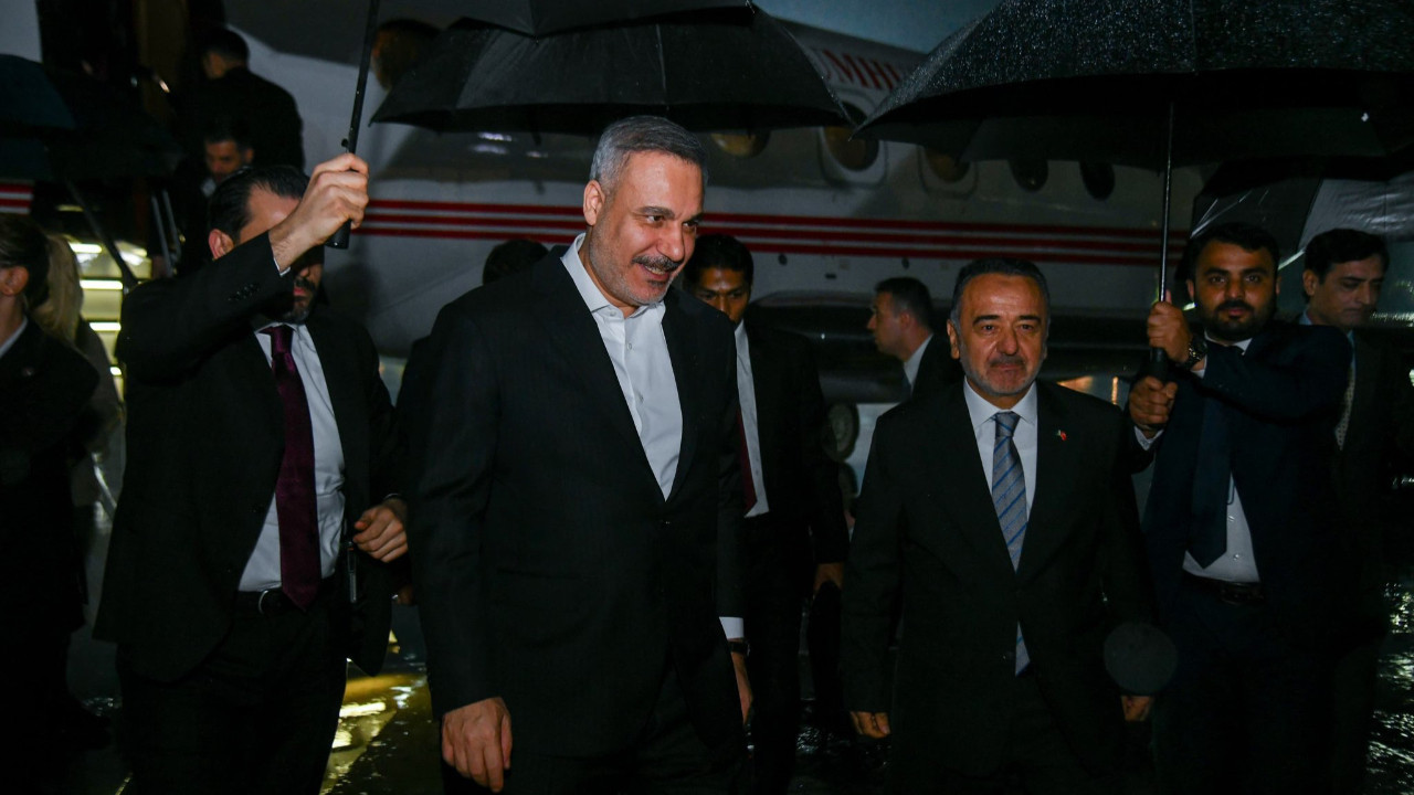 Dışişleri Bakanı Hakan Fidan Pakistan'a geldi