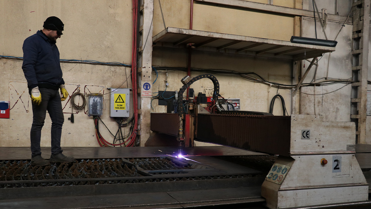 İmalat istihdamında 143 binlik kayıp