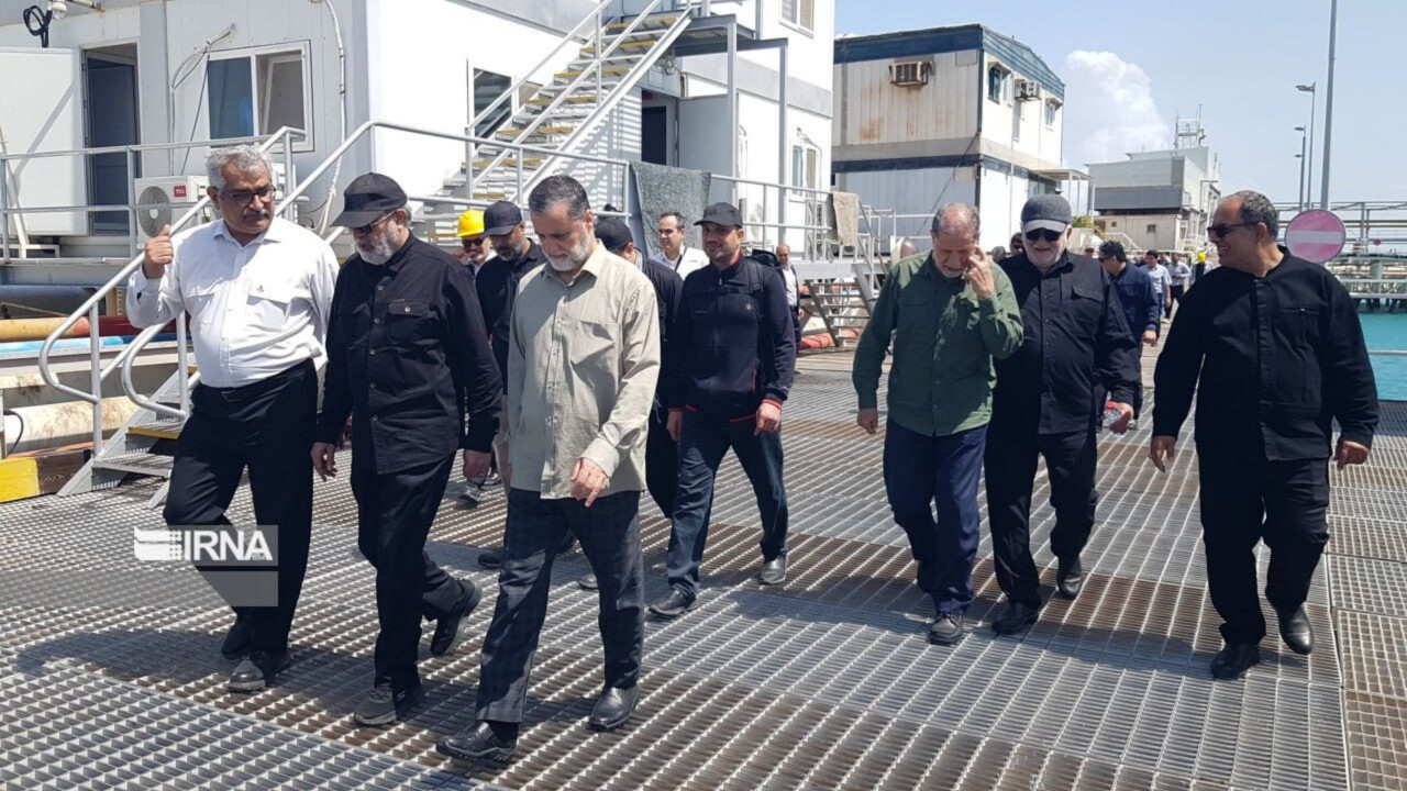 İran’ın petrol üssünden dünyaya mesaj: ‘Güvenlik ancak yabancıların gitmesiyle sağlanır’