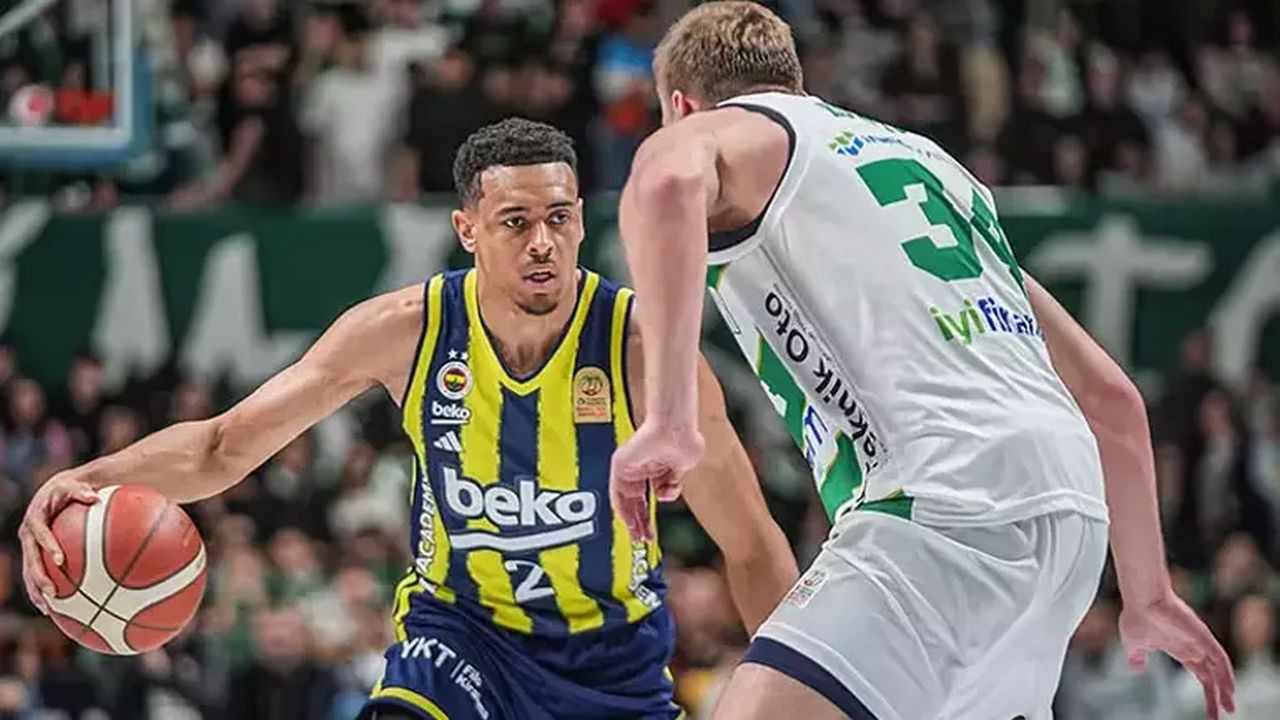 Fenerbahçe Beko, Bursaspor'a mağlup oldu