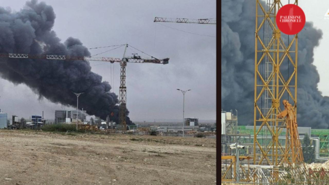 İran, İsrail'deki kimyasal çelik tesisini vurdu