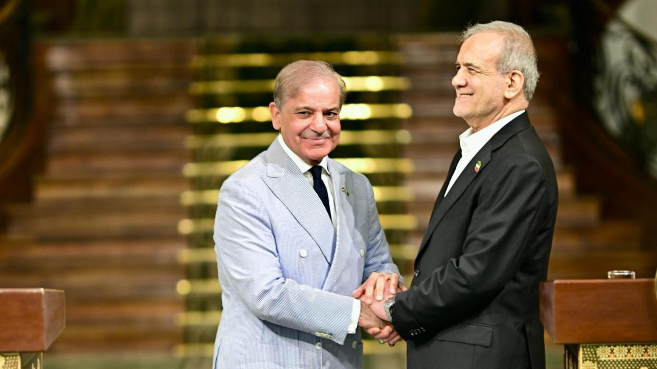 İran ve Pakistan dayanışması! Pezeşkiyan, Şerif’e teşekkür etti