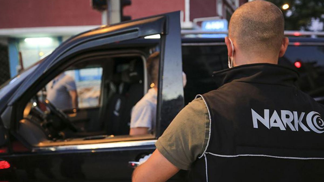 25 ilde zehir tacirlerine operasyon: 99 tutuklama