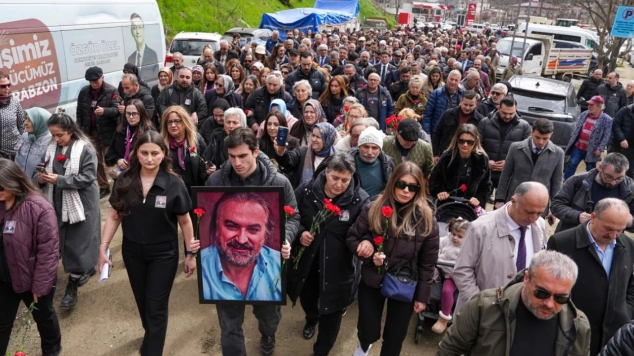 Kuzeyin Oğlu unutulmadı! Volkan Konak mezarı başında anıldı
